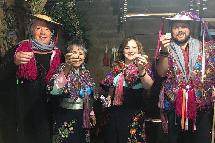 Indigenous Villages Chamula Zinacantan Leaving From Tuxtla.