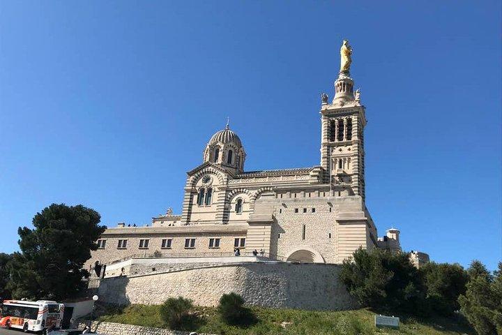 Authentic visit of Marseille