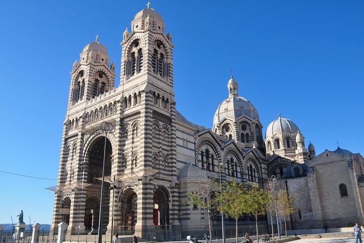 Authentic visit of Marseille