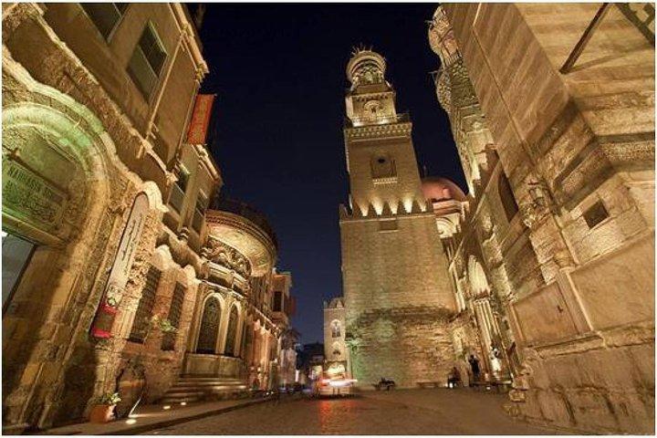 El Moez Street and Al Azhar Park Day Tour in Cairo
