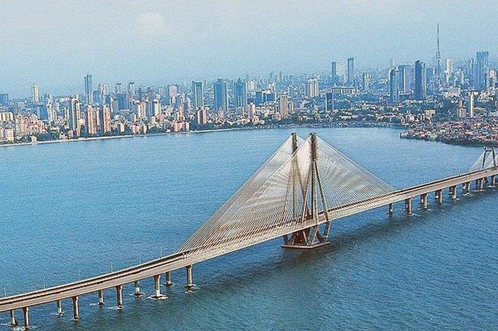 Affordable transfer from Pune to Mumbai Airport