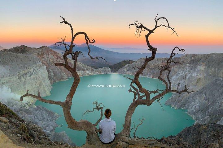Surabaya - Mount Bromo – Tumpak Sewu Waterfall – Ijen Bluefire Tour - Bali 4d3n
