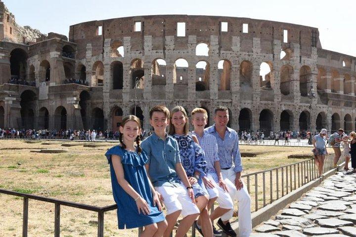 Colosseum guided tour with arena option