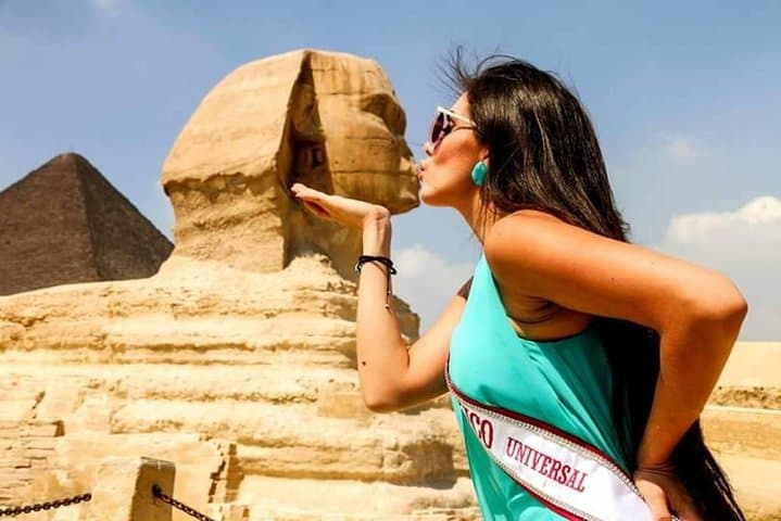 Giza Pyramids with Camel Ride and Old Egyptian museum