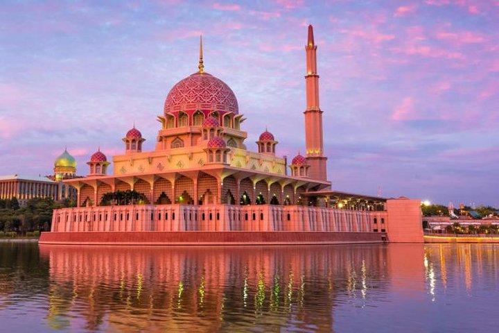Kuala Lumpur Airport Departure Transfer En-route Putrajaya Tour