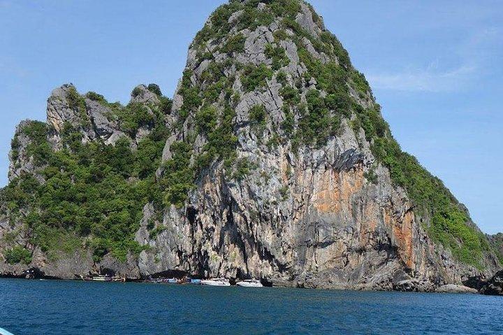 Lanta 4 Islands + Emerald Cave Snorkeling Tour