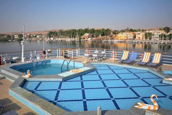 4 Days - 3 Nights Nile Cruise From Cairo by Flight