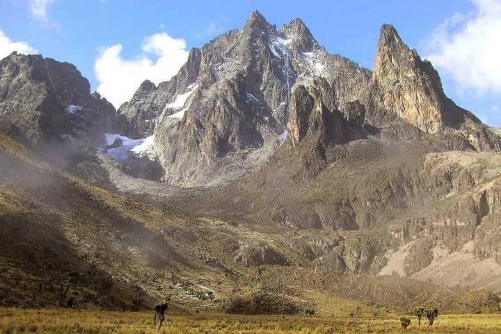 5 Days Mount Kenya Trekking Climbing Sirimon-Chogoria Route