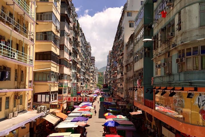 Private Walking Tour: Hong Kong Local Markets Hopper