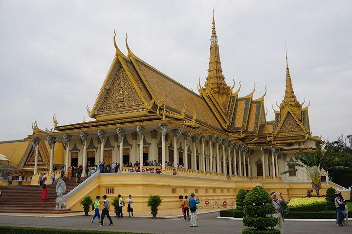 Tours in Phnom Penh and Mekong River Cruise