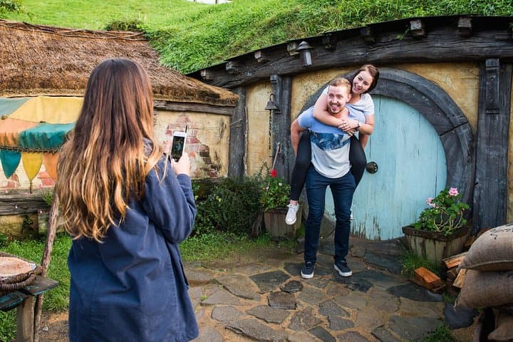 The Hobbiton Movie Set Signature Guided Tour from Auckland