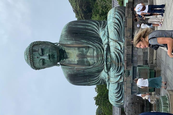 Private Tour Kamakura and Enoshima With Guide and photographer