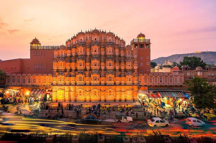 Affordable transfer from Agra to Jaipur via Fatehpur Sikri