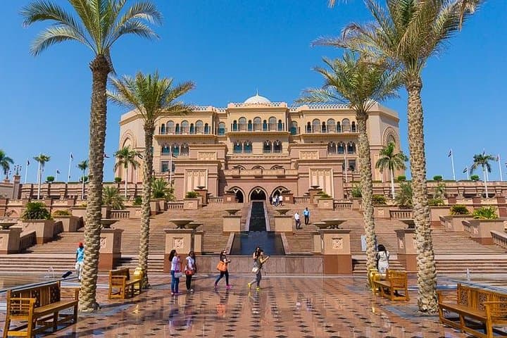 Abu Dhabi City Tour, Emirates Palace, Grand Mosque, Louvre Museum
