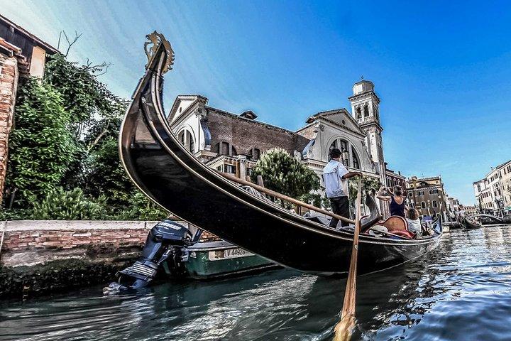 30-min Private Gondola Ride for up to 5 people