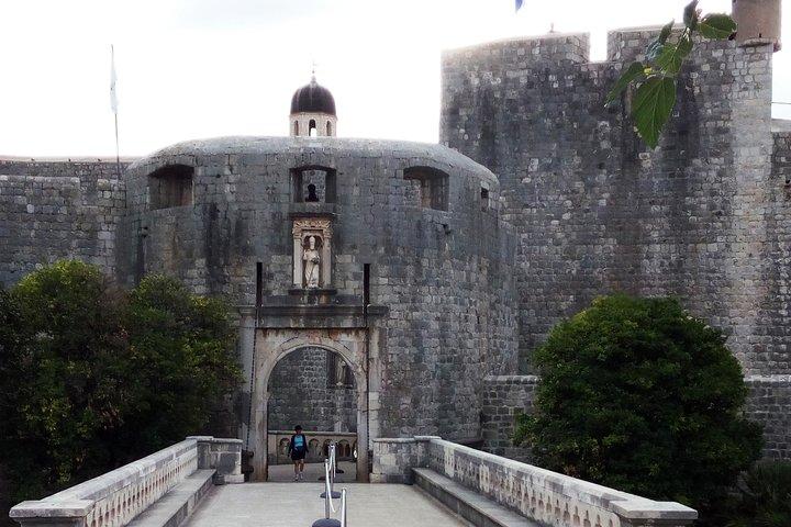 Dubrovnik Hot Combo: History walk and Game of Thrones