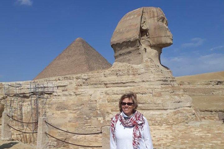 Half-Day Tour of the Giza Pyramids and Solar Boat Museum with Lunch and Camel Ride