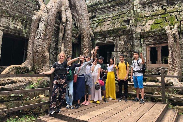 Angkor Wat 2 Day Tour Package & Sunrise and Sunset