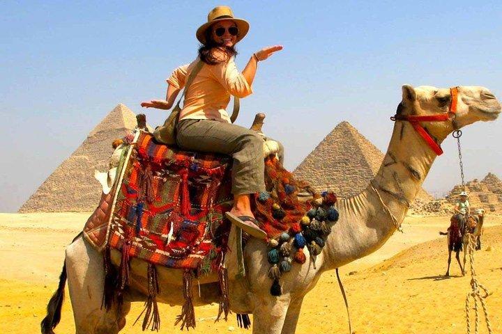 Private Pyramids, Saqqara and Memphis full day tour