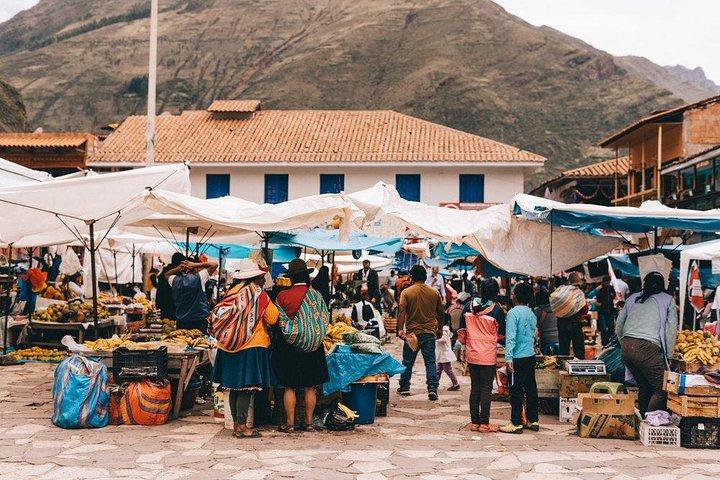 Classic Sacred Valley Tour – Explore Inca Ruins & Andean Villages