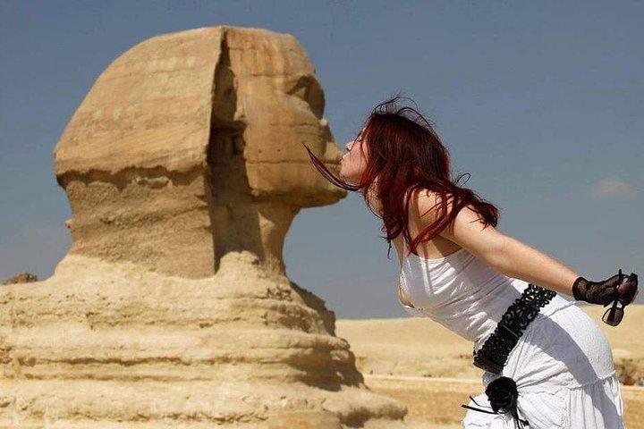 One Package Camel Ride with Giza Pyramids and Egyptian Museum Tour in Cairo