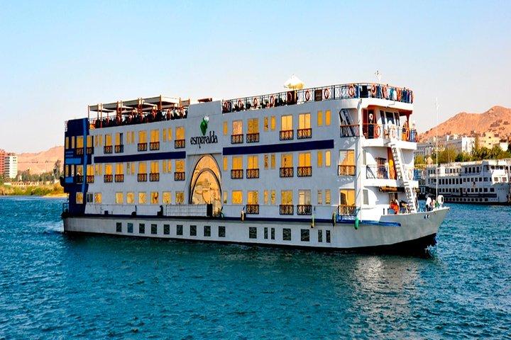 Nile Cruise Deluxe 5 days 4 nights from Luxor to Aswan