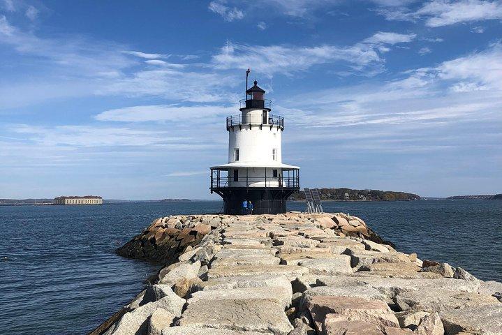 Portland Bicycle Tour with 5 Lighthouses and XL Lobster Roll