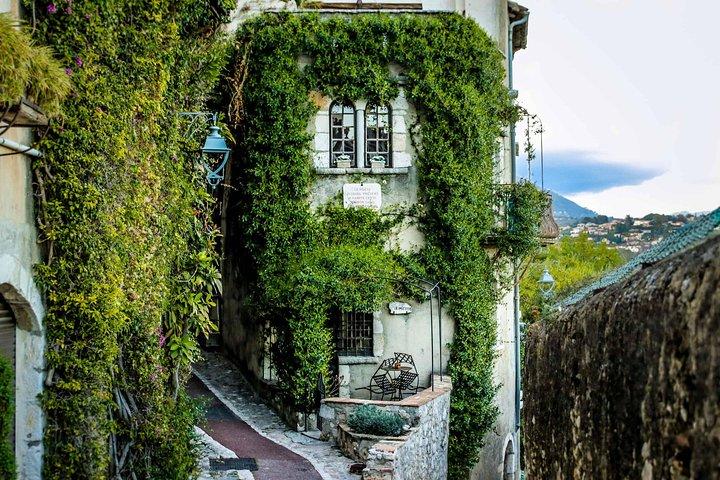 Eze & Saint-Paul de Vence Private Half-Day Tour