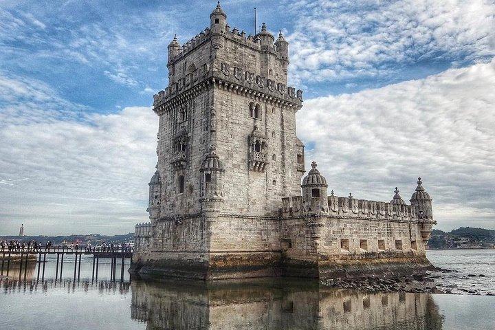 Lisbon Private Driver and Customizable Tour