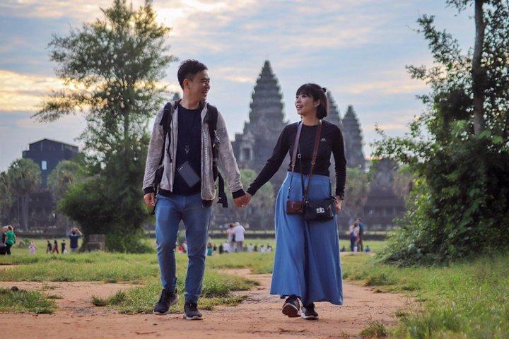 2-Day Angkor Wat tour By English Speaking Driver with A/C Transport