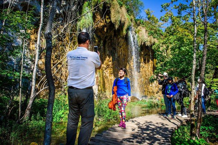 Zagreb to Split Group Transfer with Plitvice Lakes guided Tour