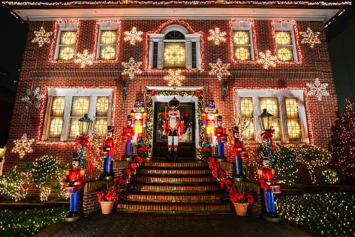 Private Dyker Heights Christmas Lights Tour