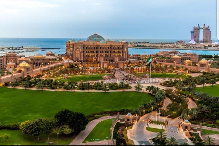 4X4 Private Abu Dhabi City Tour with Abu Dhabi Evening Desert Safari From Dubai