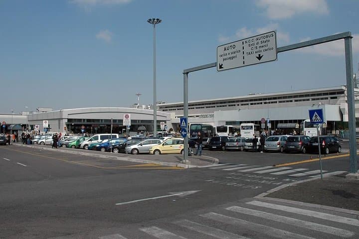 Luxury Private Transfer Fiumicino Airport to Civitavecchia Port