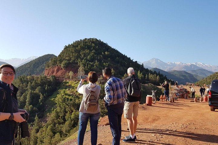 Discovering the best valley in atlas mountains and be inside the Berber culture.