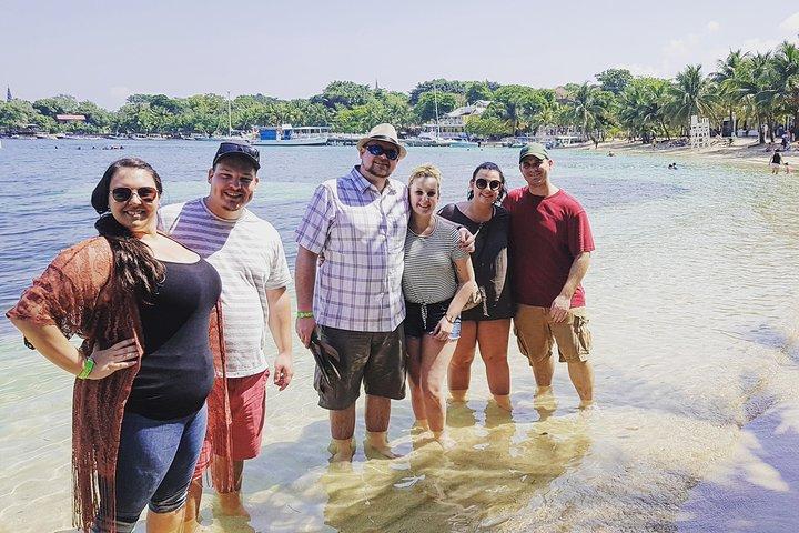 Roatan Monkey and Sloth Tour with Chocolate and Rum Factory