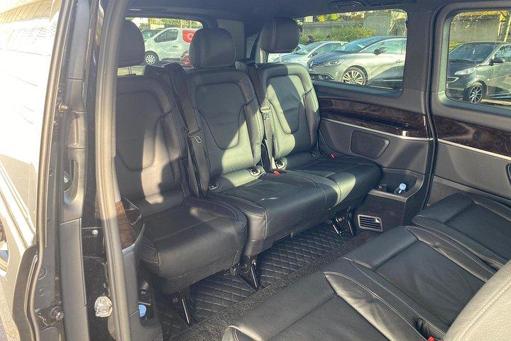 Paris Airport Transfers - Private Van