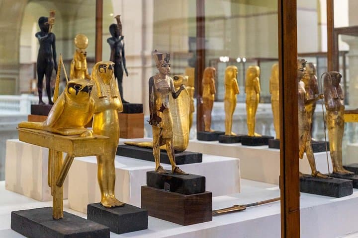 Half Day Guided Trip To old Egyptian Museum