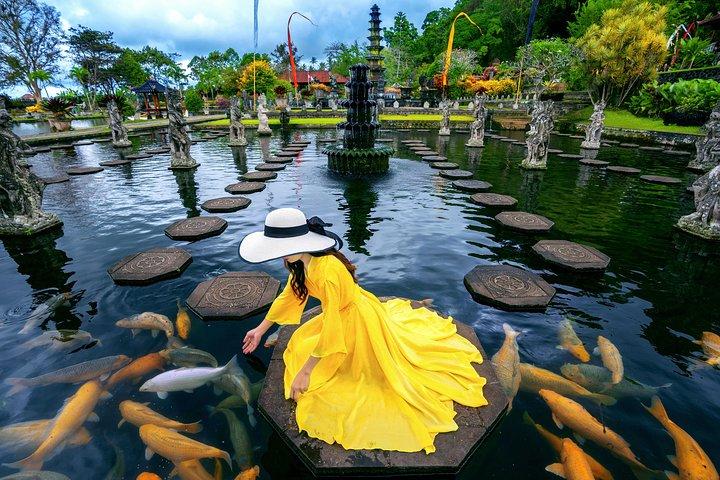 Bali Instagram: Gate of Heaven Temple Tour
