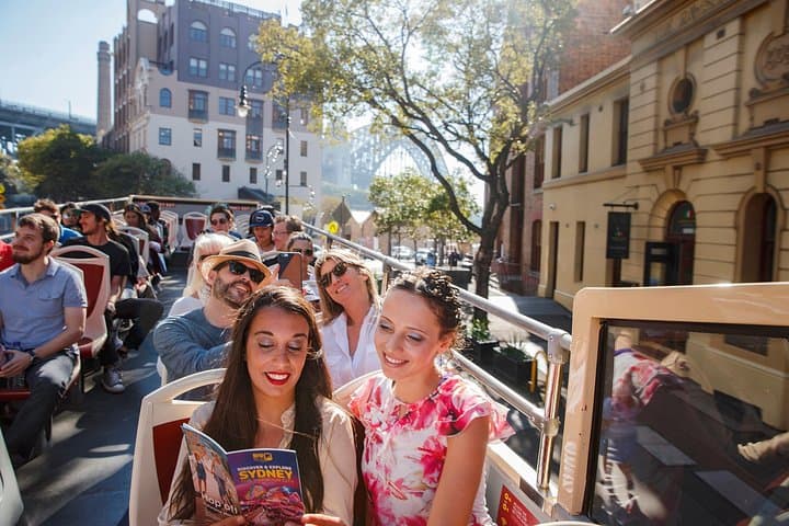 Sydney and Bondi Big Bus Hop-on Hop-off Tour with Optional Cruise