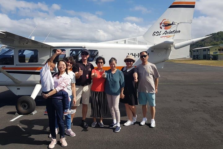 Great Barrier Reef 40 Minute Scenic Flight from Cairns - Reef Hopper