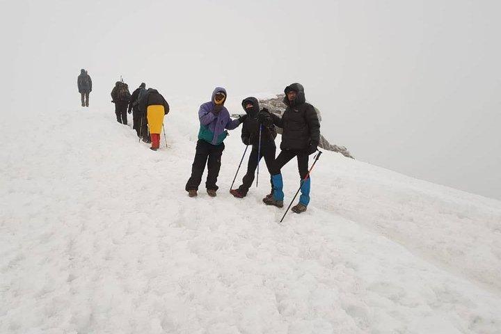 Mt Kilimanjaro Climbing; 7 Days Lemosho Route