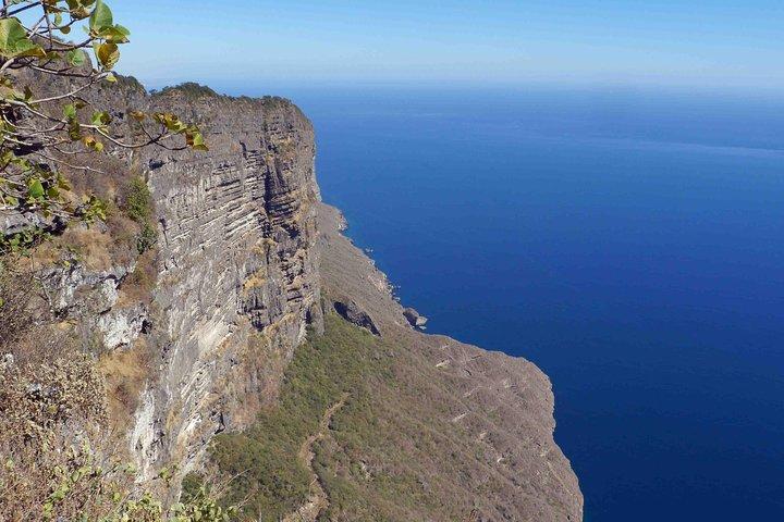 West Coast Mountains and Beaches (Fazayah beach + Shaat cliff)