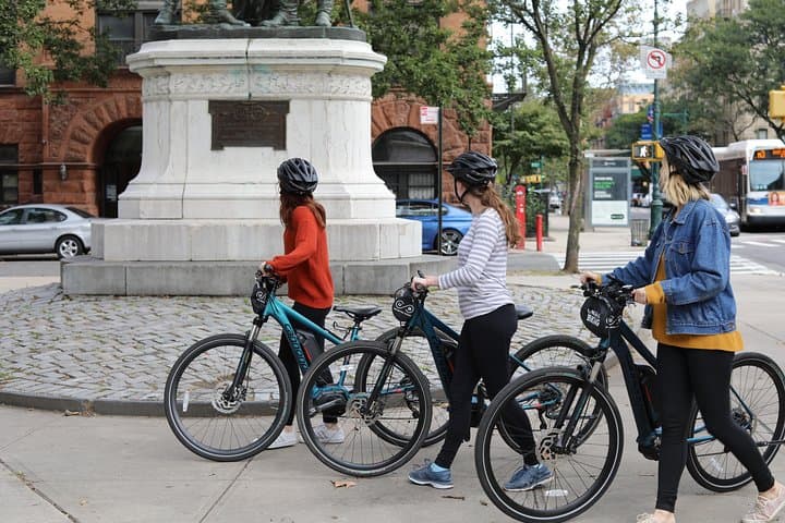 Electric Bike Tour of Manhattan and the Waterfront Greenway