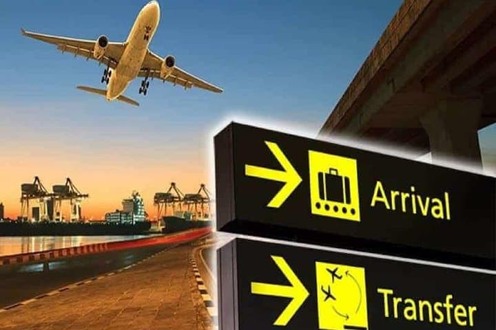 Naples Airport to Pompei Private Transfer Minicab