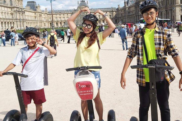Private Tour: Discover Paris with Local, 3 hours on a Segway