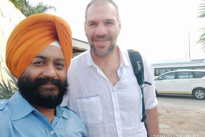 TajMahal And Agra Fort Same Day Tour from Delhi by Car