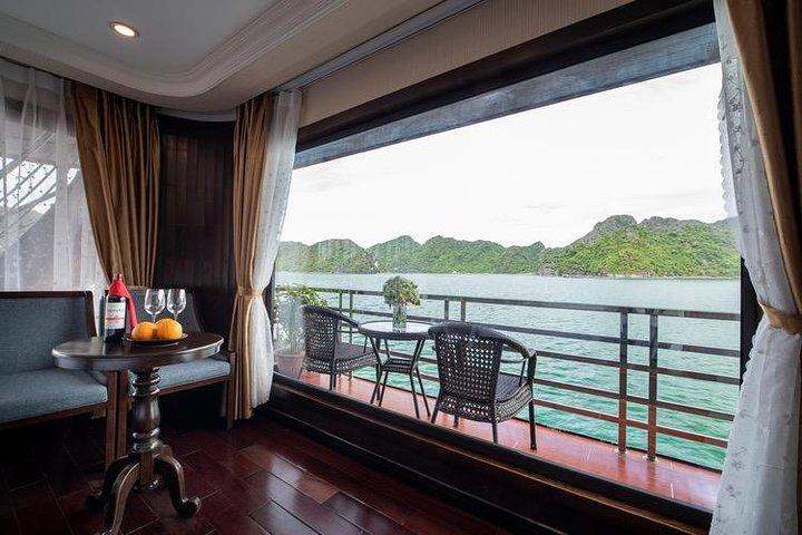 All-Inclusive 2D/1N 5star Cruises: Meals-Kayak-Cave-Accommodation