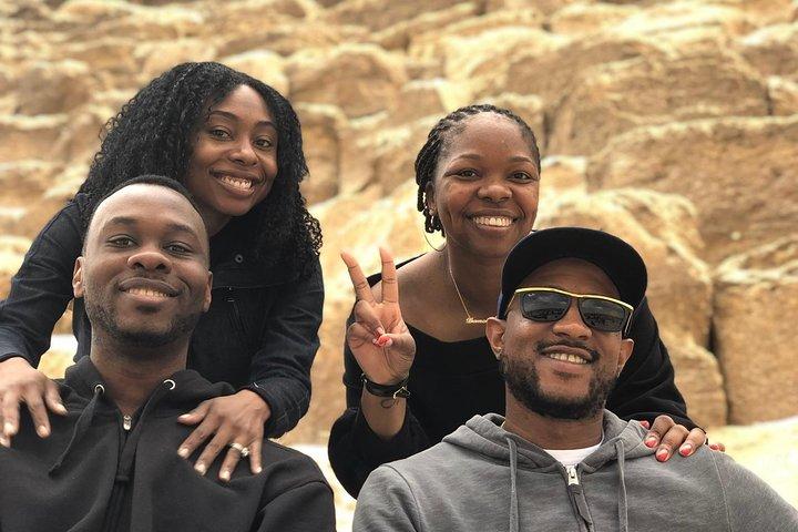 Giza Pyramids, Sphinx, Egyptian Museum, Local Market & Lunch