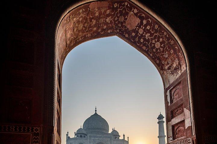 Taj Mahal Sunrise and Agra Overnight Tour from Pune With Flights